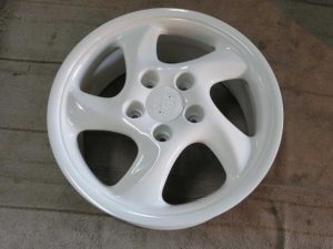 ポルシェ pict-4-粉体塗装→白パール塗装→クリヤー仕上