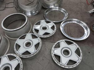 FERRARI F40 pict-3-3ﾋﾟｰｽ分解1