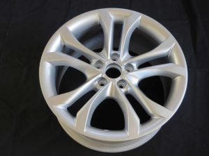 AUDI S3 pict-2-after(仕上塗装・ｼﾙﾊﾞｰM)