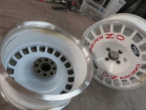 OZ MAG 粉体塗装 pict-1-before(曲りカケ修理)02(OZ18ｲﾝﾁ)