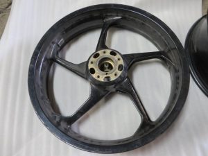 2輪ﾏｸﾞﾎｲｰﾙﾚｽﾄｱ 1-before01(ｷｽﾞ・ｻﾋﾞ)