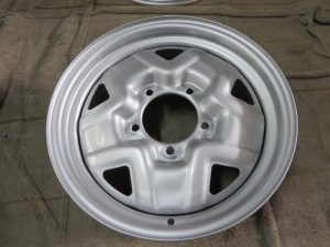 ｽｽﾞｷｼﾞﾑﾆｰ純正ｽﾁｰﾙﾎｲｰﾙ色替え 1-before01